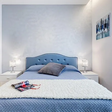 Vatican Brothers Apartmán